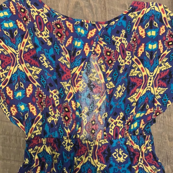 Patterned Dress - Picture 4 of 4